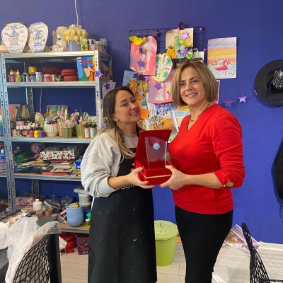 Yelken Sanat Atölyesi ile Tabak Boyama Etkinliği